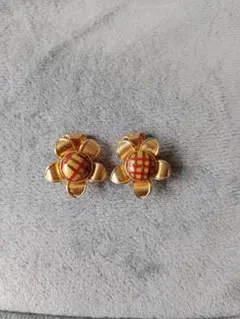 （金色）ヴィンテージ／花／イヤリング／チェック柄／美しい