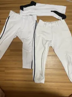 野球ユニフォームパンツ　紺ライン付き　2本 野球用白ソックス2セット