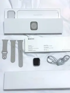 Apple Watch シリーズ8 スターライト 41mm
