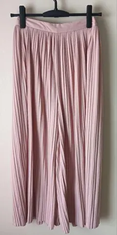 GU プリーツワイドパンツ　ピンク