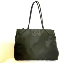 PRADA ナイロン　トートバッグ　三角ロゴ　A4収納可　カーキ