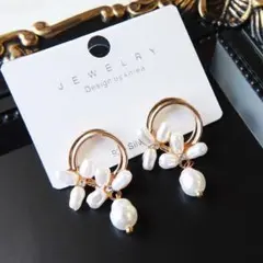 サークルピアス パール 花 フラワー スタッドピアス 揺れる 上品