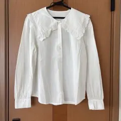 レース付きホワイトシャツ 長袖