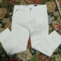 Item thumbnail for item cada09d8-a6c0-4979-99d6-fb5cc7d966ac