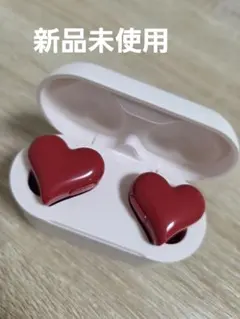 新品未使用　ハート型ワイヤレスイヤホン