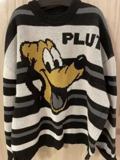 ディズニー　プルート　プルオーバー　ニット　大きめ