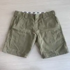 Dickies UM874 ショートパンツ カーキ 34インチのサムネイル