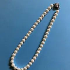 ホワイトパールネックレス