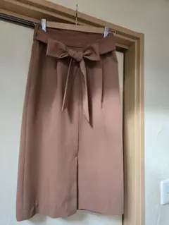 OFUON リボン付きブラウンタイトスカート
