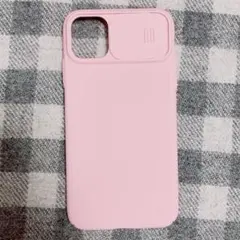 カバー付きでカメラレンズ保護　ピンク　iPhone11/XR