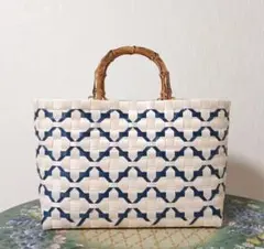 マカロンメイロード❀様専用 PPバンド かごバッグ Mサイズ 白×碧×黒