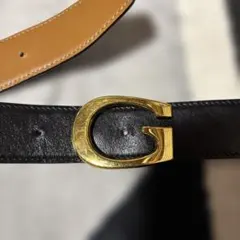 GUCCI レザーベルト ブラック ゴールドバックルのサムネイル