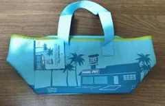 Trader Joe's ミニクーラーバッグ ブルー