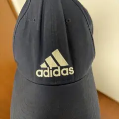 adidas ネイビーキャップ フリーサイズ