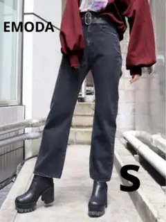 Item thumbnail for item 33fc19e3-14ae-4505-8a05-e39f9ae51ff8