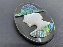 M5347 水牛　貝　ブローチ　ヴィンテージ アクセサリー