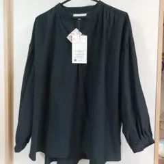 新品 長袖ブラウス ブラック しまむら　新品のサムネイル