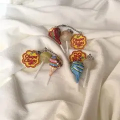 ガチャガチャ カプセルトイ チュッパチャプス