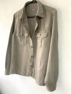 【タフでクールなナイスガイ】ミリタリー シャツ 軍物 カーキ