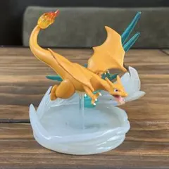 土日限定値下げ　ポケモン　バトルオンデスク　リザードン　フィギュア