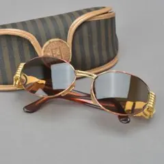 美品 フェンディ サングラス SL7034 COl.123 ケース付き ブラウンのサムネイル