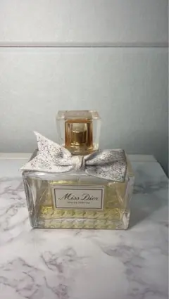 Miss Dior Eau de Parfum 香水のサムネイル