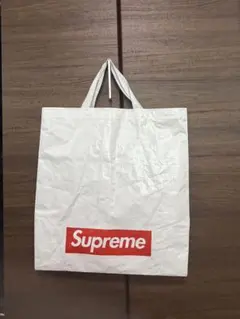 supreme ショッパー中のサムネイル