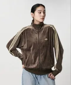 2026年最新】adidas ベロア ブラウンの人気アイテム - メルカリ