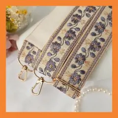 ショルダーストラップ【ベージュ✕ブルーフラワー】インド刺繍　スマホストラップ