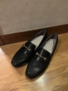 オリエンタルトラフィック　跳べるパンプス　25センチ