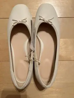 【新品未使用】 UNIQLO コンフィールタッチフラットシューズ 23.5cm