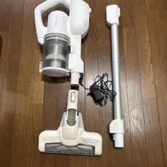 パナソニック 充電式掃除機 MC-SBV01 ホワイト 2021年製のサムネイル