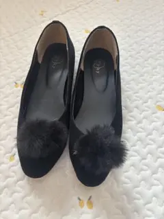 黒ファー付きパンプスサイズM(23～23.5目安)