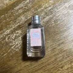 【美品】ロクシタン　オードトワレ　チェリーブロッサム　ミニサイズ