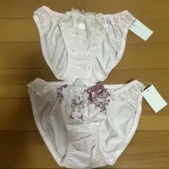 レース装飾ピンクショーツ２枚セット