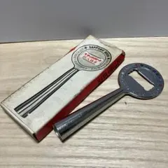 Item thumbnail for item 04fa57e4-be6e-405d-9f05-2c011367a44f