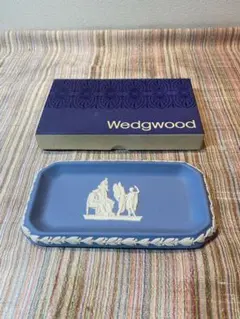 Item thumbnail for item 611b2c6c-d11a-4e9c-8e84-0482adf64019