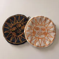 太陽刺繍の円形ポーチ 2点セット