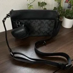 COACH ブラック ショルダーバッグ