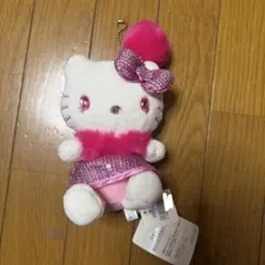 【新品タグ付き】 　ハローキティ ぬいぐるみ マスコット キーホルダー 　USJのサムネイル