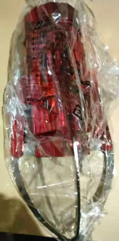 超BIG ！クレーンゲーム　アームキーホルダー　メタリックレッド　28cm