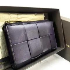 ボッテガヴェネタ カセット マキシイントレチャートウォレット 二つ折り財布