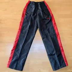 【未使用】Puma プーマ　ジャージ　 パンツ 黒/赤　140
