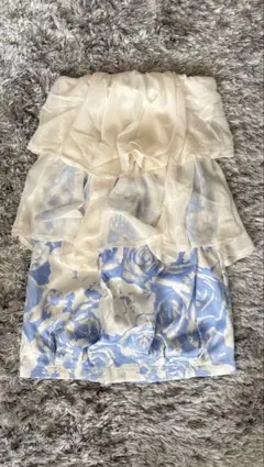 Delyle NOIR 花柄 ベアトップ トップスのサムネイル