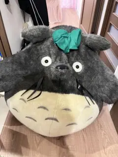 限定品トトロ 特特大ぬいぐるみ 花の飾り(取り外し可能)付き80cm 限定品トトロ 特特大ぬいぐるみ 花の飾り(取り外し可能)付き80cm