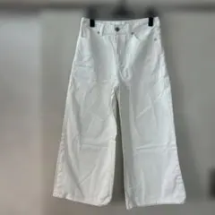 ホワイト ワイドレッグ デニムパンツ　GU M