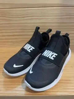 NIKE フレックスランナー　ブラック スニーカー