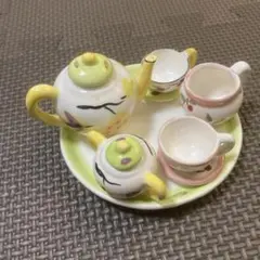 ミニチュアティーセット 花柄 陶器