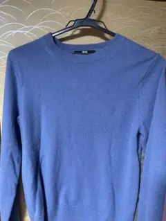 ユニクロ　カシミヤクルーネックセーター