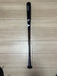 ヤナセ　硬式木製バット メイプル